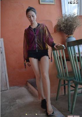 欧美模特裸体写真_BD英语影视在线观看