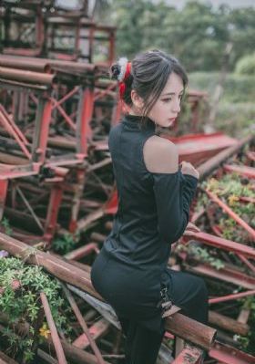 日韩精品亚洲专区av_超清高清迅雷在线观看